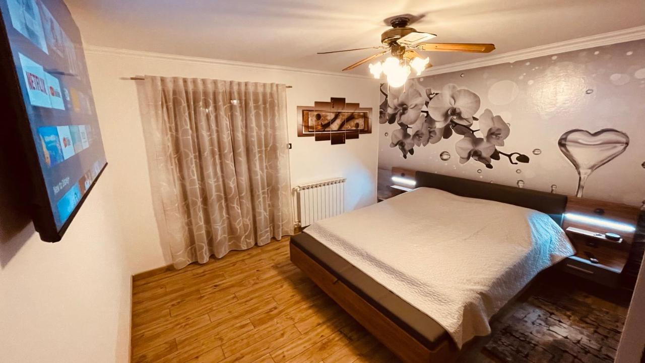 The Secret Orchid Apartment Rovinj Exterior photo